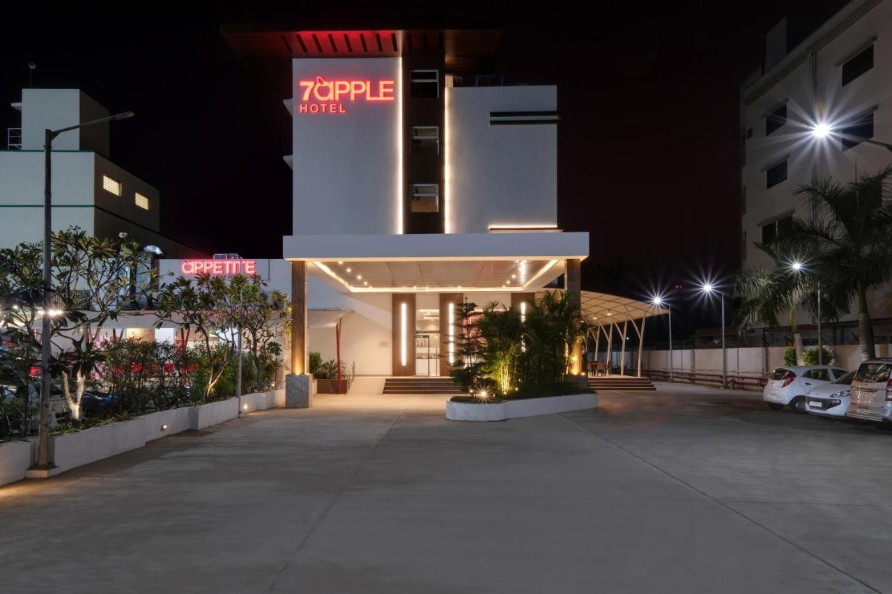 7 Apple Hotel, Вадодара Екстер'єр фото