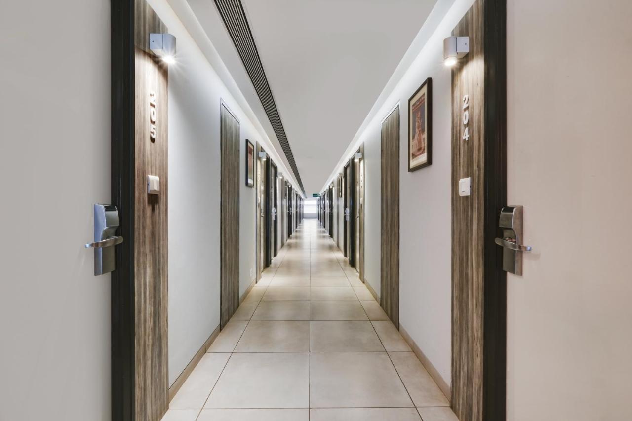 7 Apple Hotel, Вадодара Екстер'єр фото